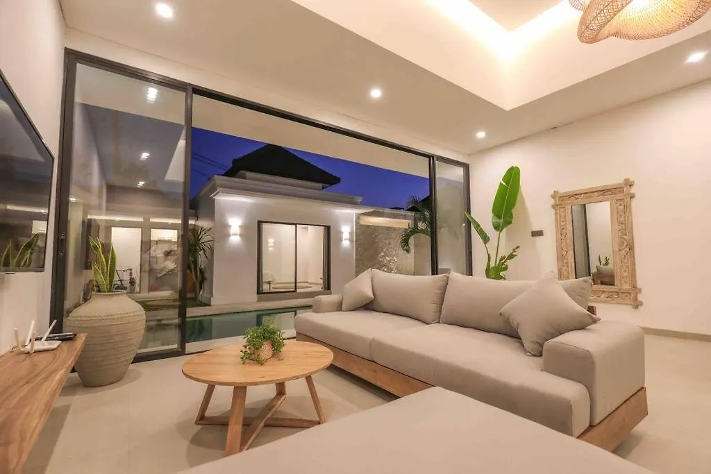 סמיניאק Villa Efire-3 Bedroom With Pool אינדונזיה